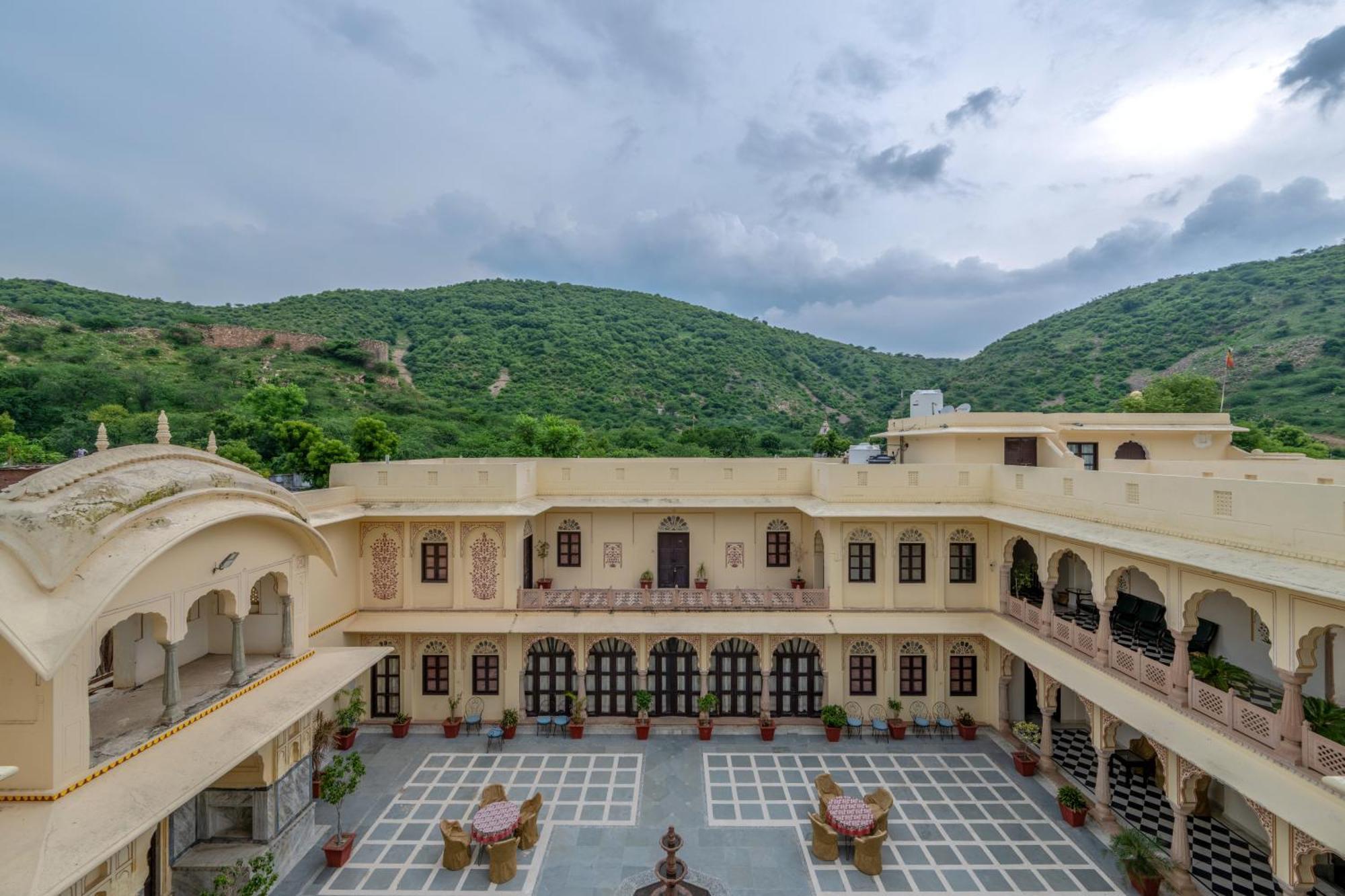 Dhulagarh Heritage Palace Hotel Near Jaipur Bānskhoh Eksteriør billede