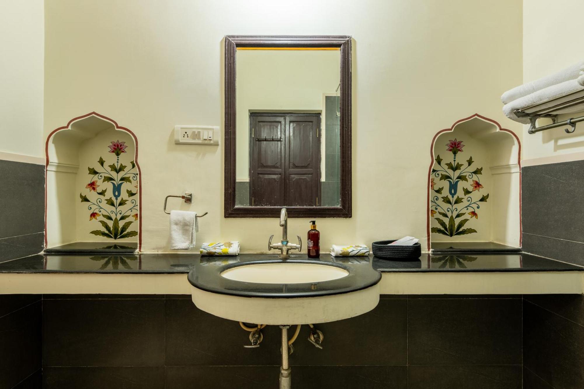 Dhulagarh Heritage Palace Hotel Near Jaipur Bānskhoh Eksteriør billede